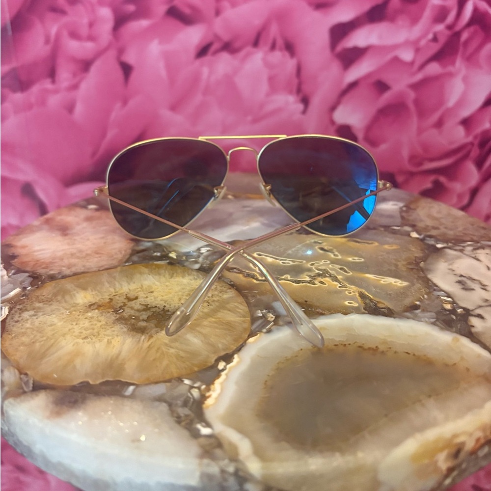 Ray-Ban Gold Frame Sunglasses with Blue Lenses - Picture 5 of 6